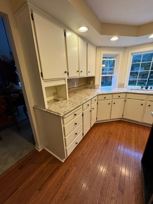 Kitchen and Cabinet Refinishing