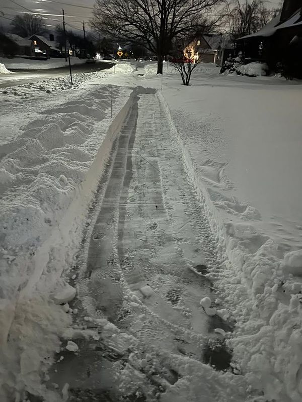 Commercial & Residential Snowplowing