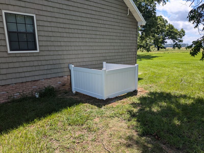 Vinyl Fence gallery