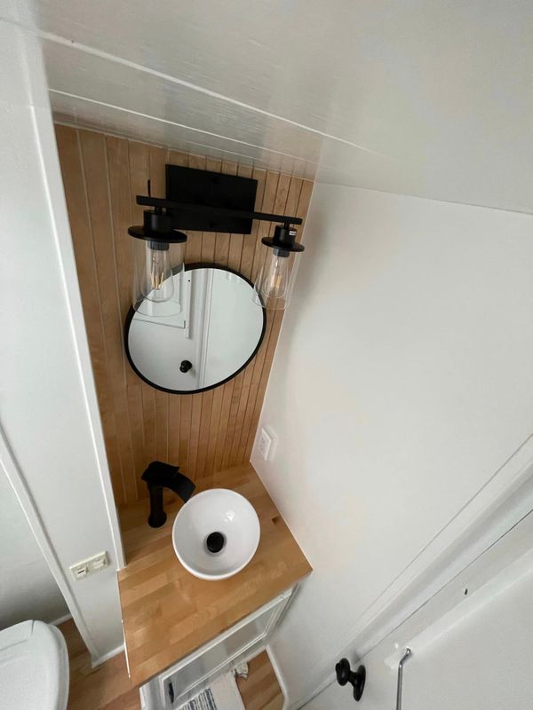 RV & Camper Van Bathroom Renovations