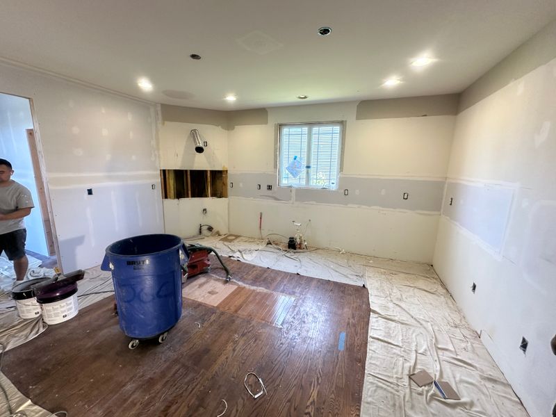 Parkside - deck & kitchen