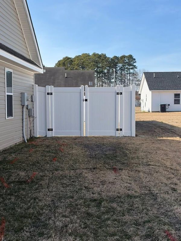 Vinyl Fences