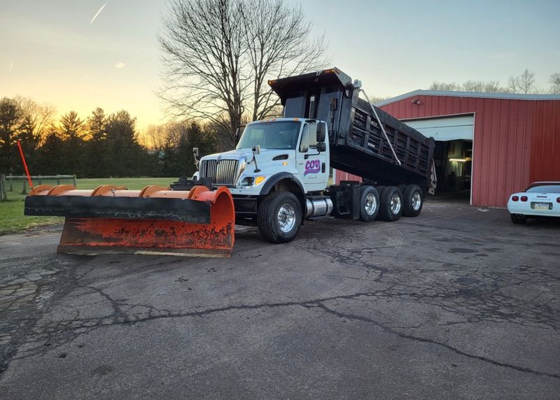 Tri-axle Dump Truck Services