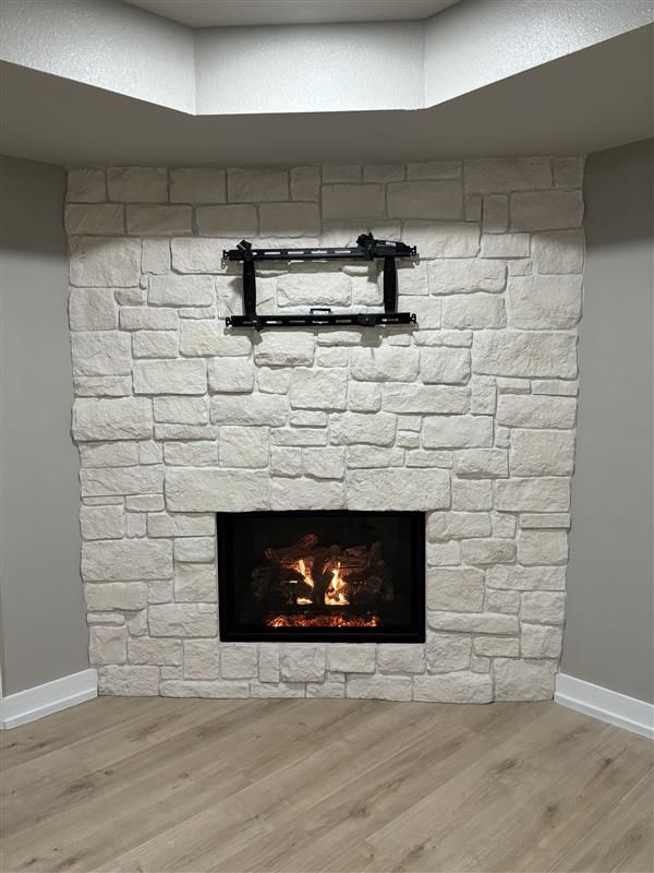 Gas logs