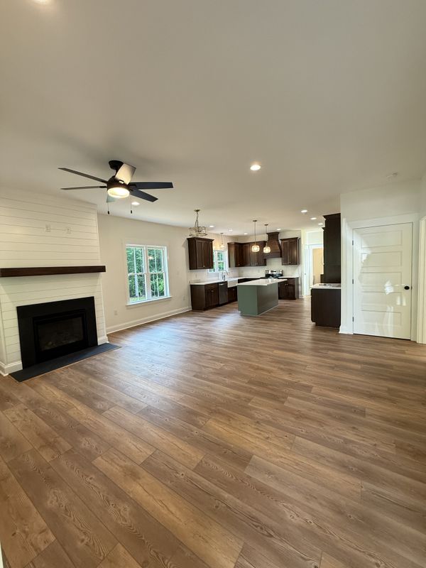 Farmhouse 1800 Sq Ft