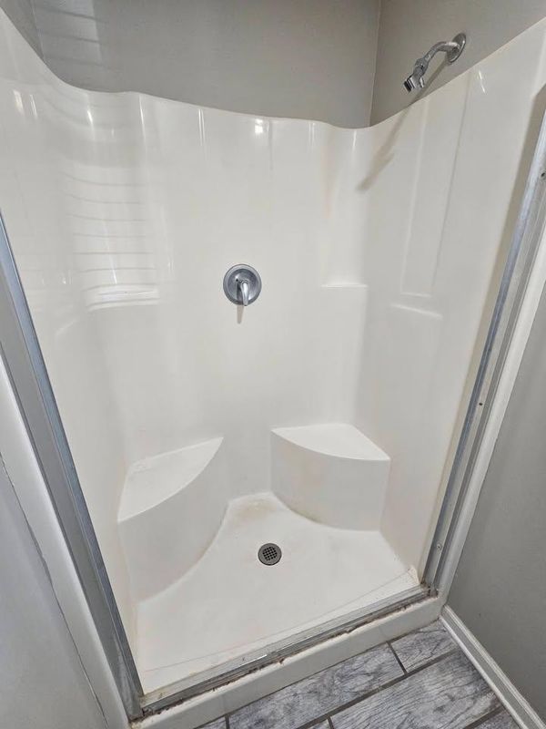 Shower Unit Refinishing