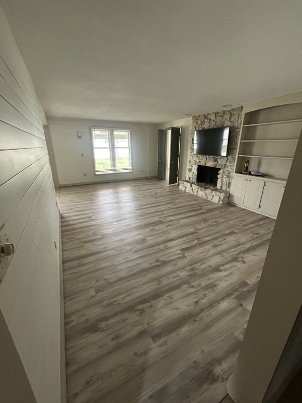 Flooring Installation & Replacement