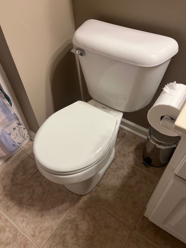 Laurelwood Lane Toilet Triumph: Precision Plumbing at Its Peak