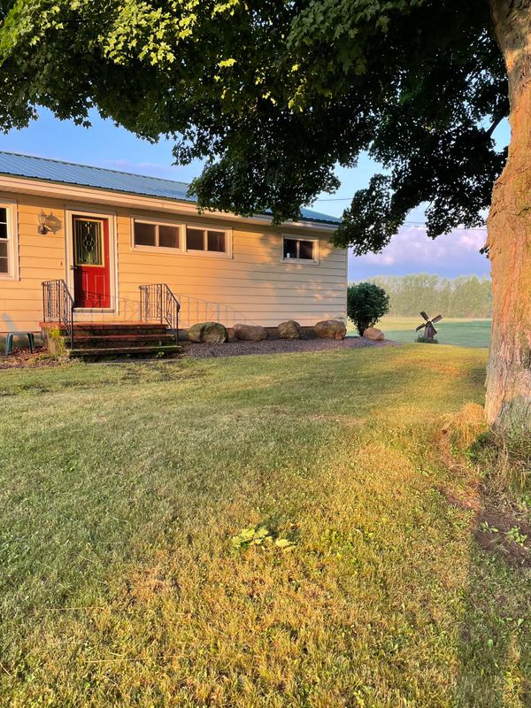 Lawn-Maintenance