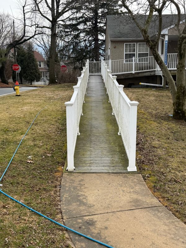Deck & Patio Cleaning