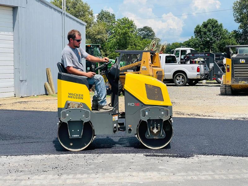 Asphalt Paving