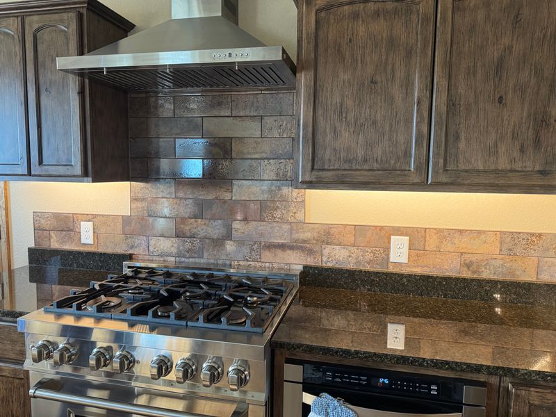 Kitchen Backsplash Tiling