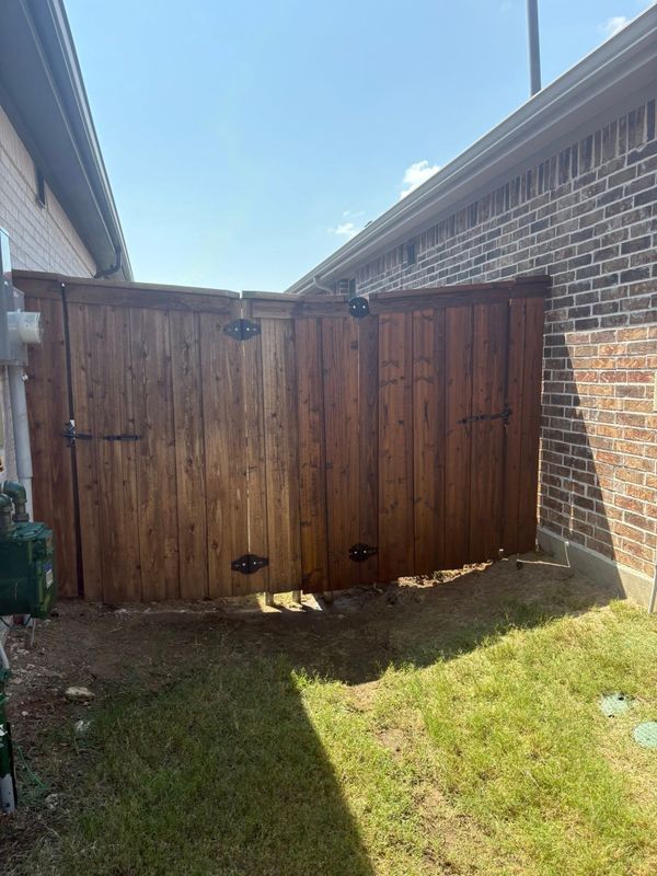 Fence Staining
