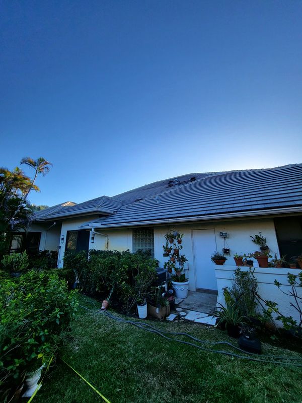Roof and Gutter Cleaning