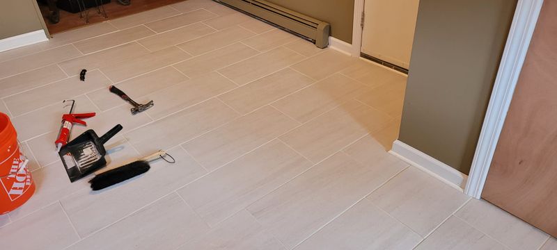 Foyer Entry - Porcelain Tile