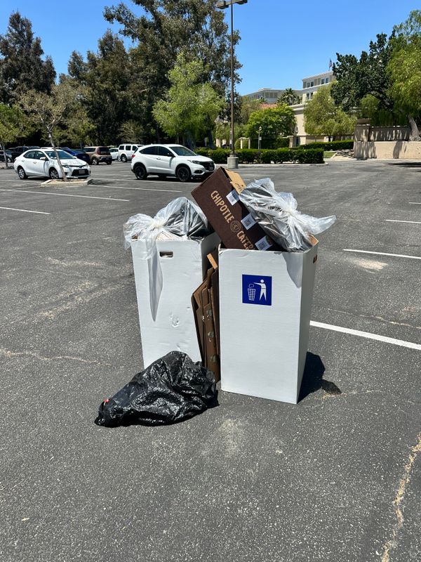 Santa Clarita Parking Lot Revitalized: Efficient Junk Removal in Santa Clarita CA