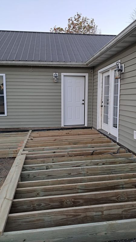 Tunnel's To Towers - ADA Compliant, Deck and Bath