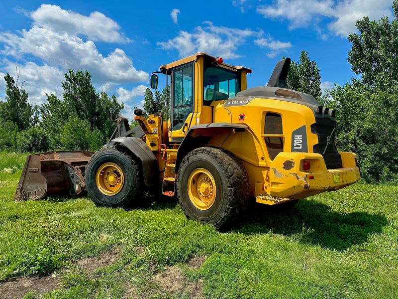 Wheel Loaders