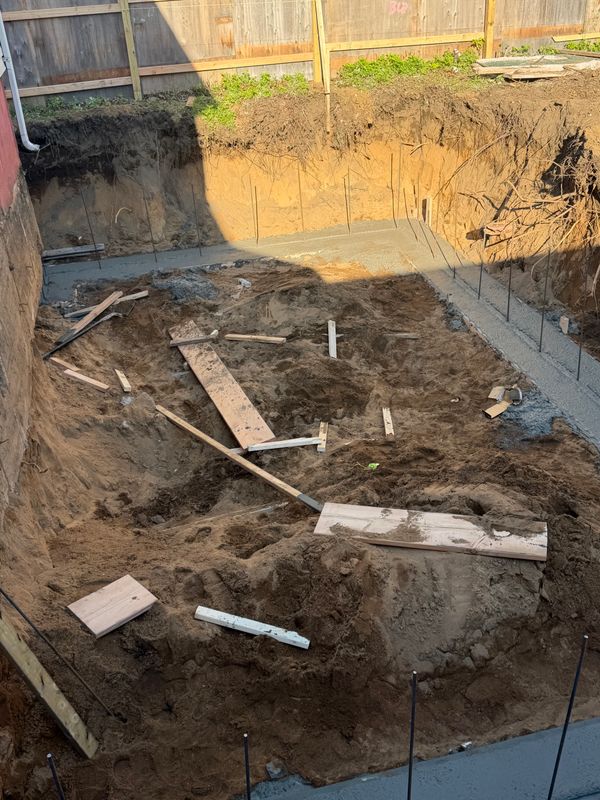 Base / Footing Foundation