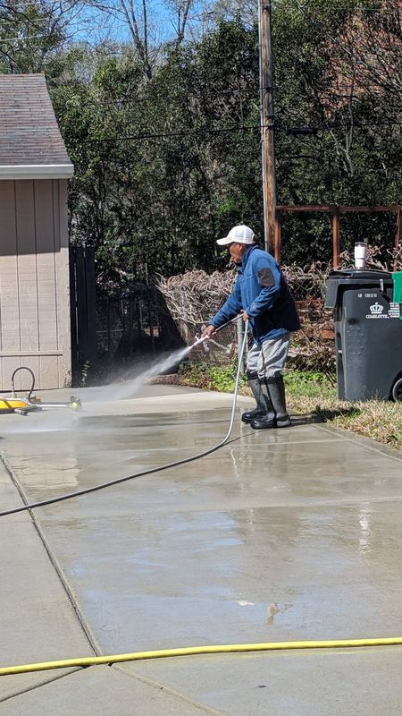 Driveway and Sidewalk Cleaning