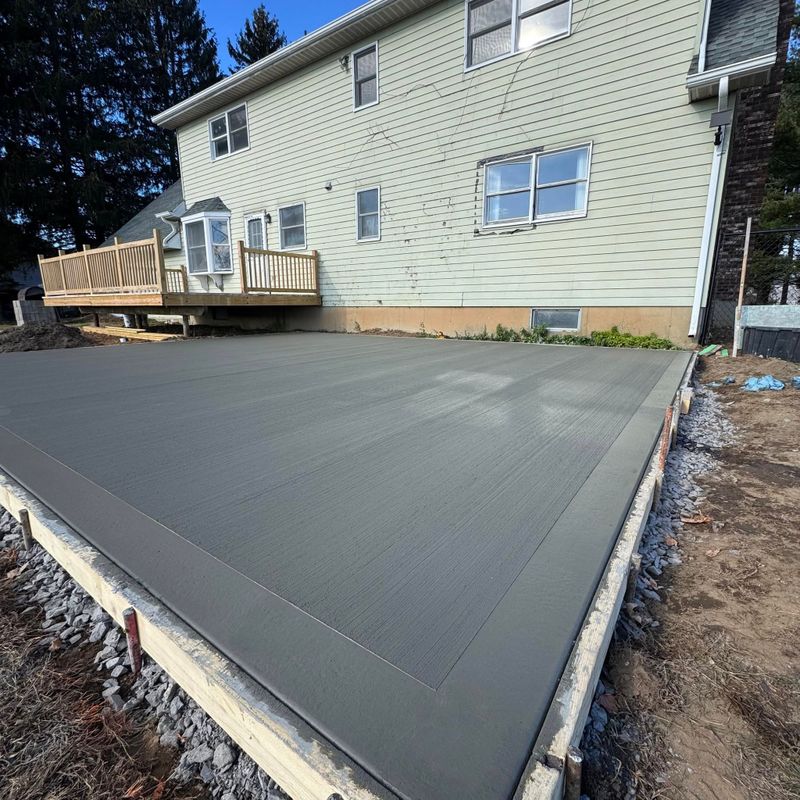 Concrete Pouring & Finishing