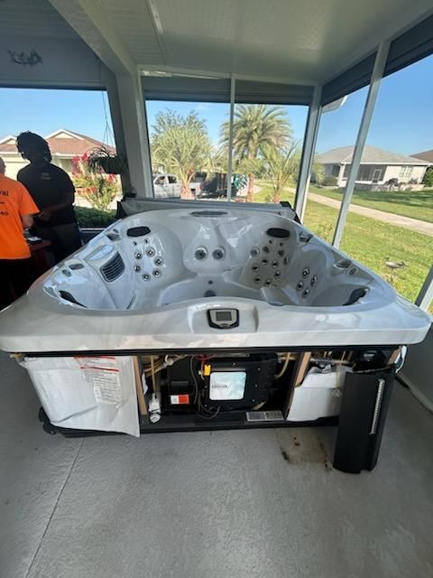 1,180 lb Hot Tub Removal in The Villages, FL