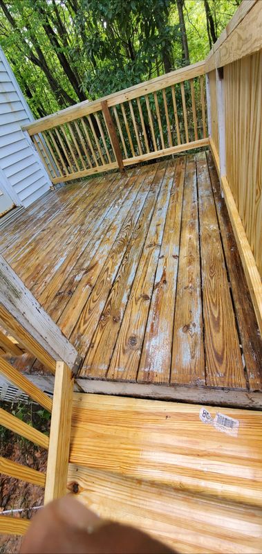 Deck & Patio Cleaning
