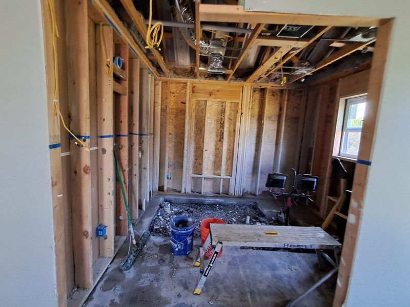Tunnel's To Towers - ADA Compliant, Deck and Bath