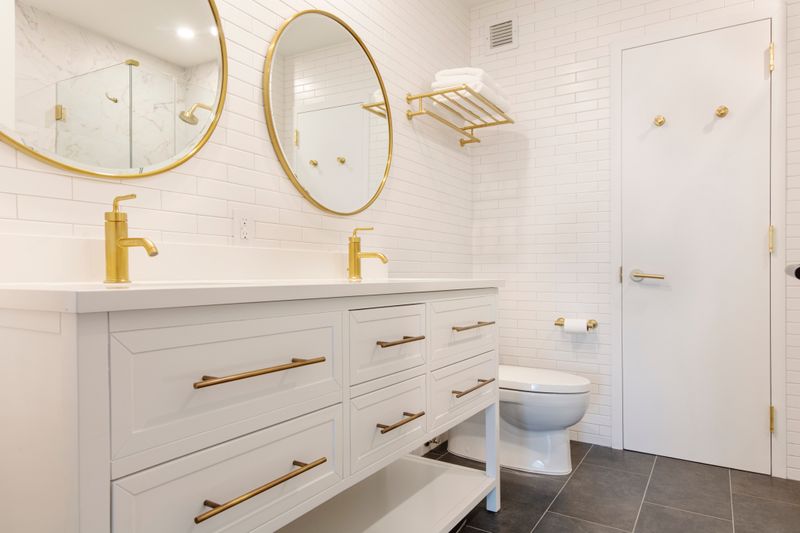 Bathroom Renovation gallery