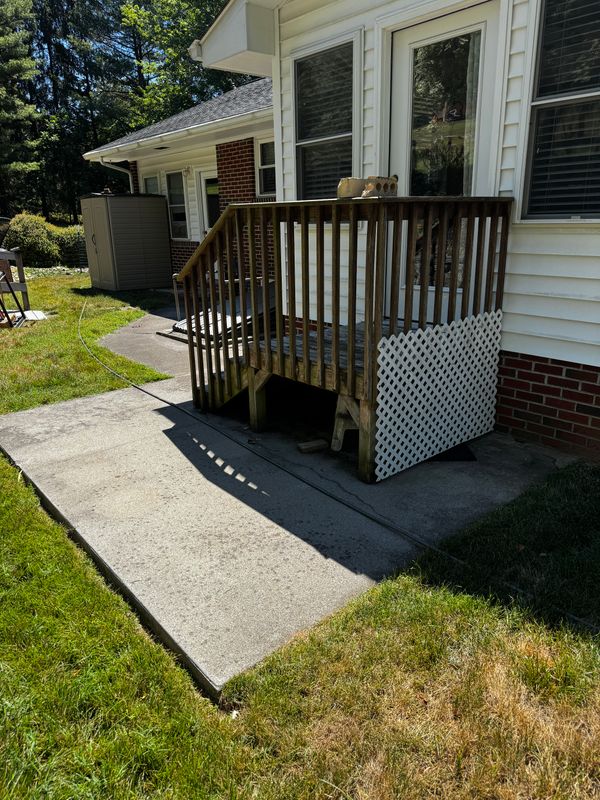 Driveway and Sidewalk Wash