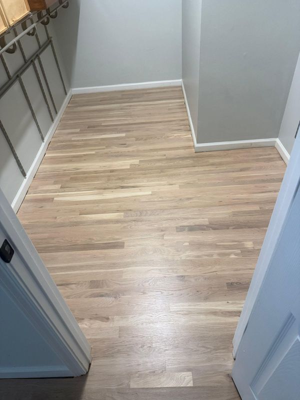 Solid hardwood installation