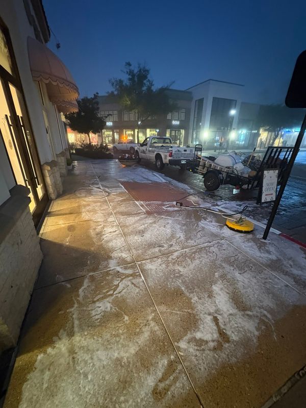 Commercial Pressure Washing
