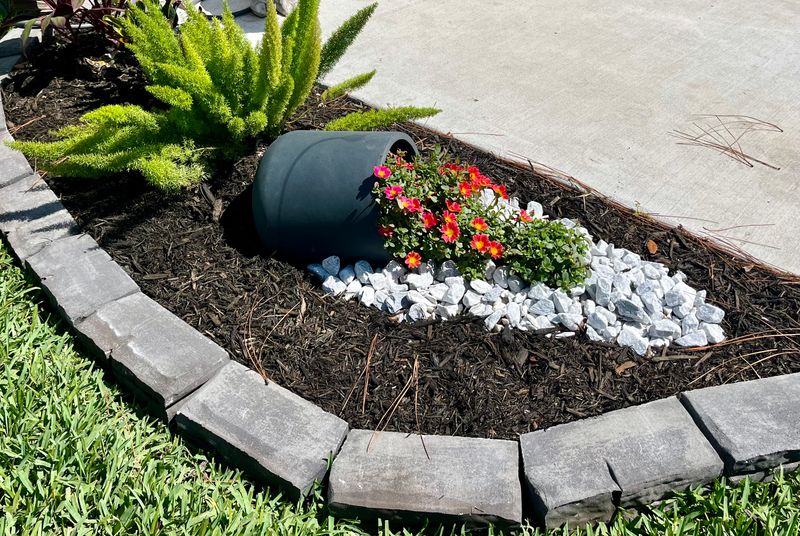 Container Gardens/Flower Arrangements 