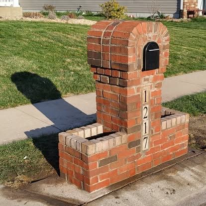 Custom Mail Box