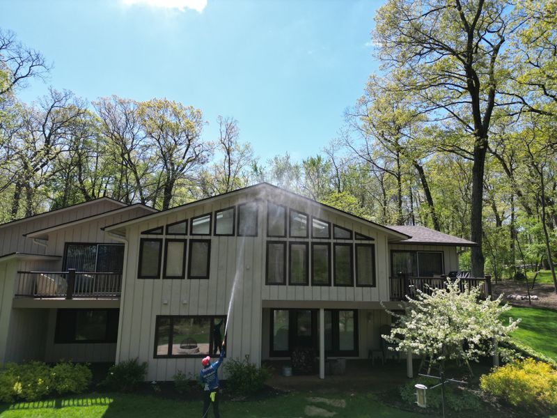 Pressure Washing/House Washing