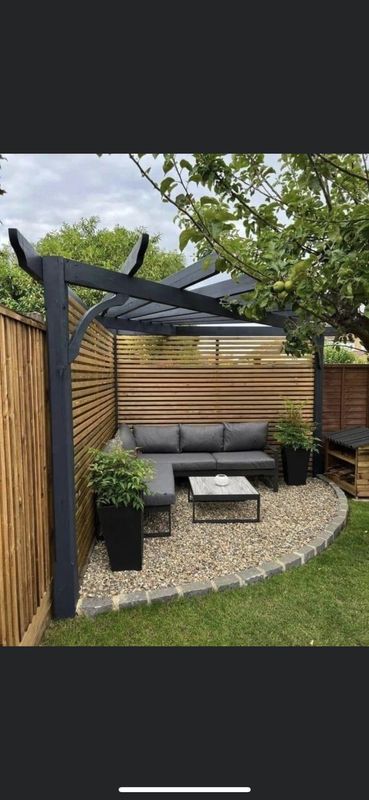 FENCE PICTURES