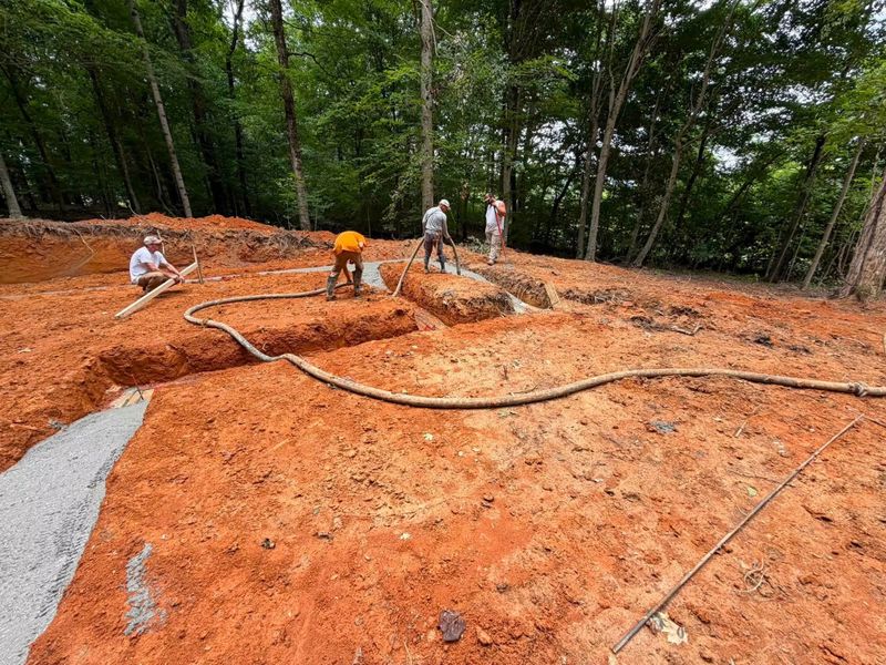 Residential & Commercial Excavation- Footers, Driveways, & Septics