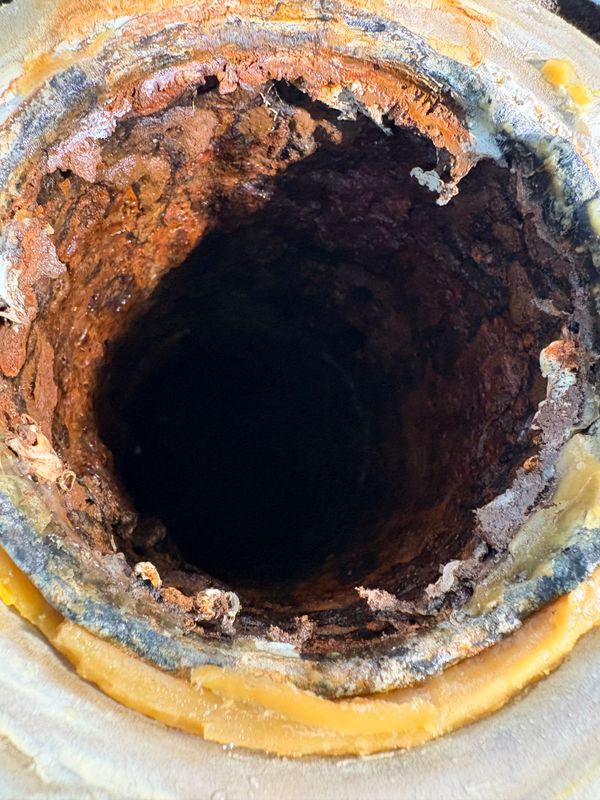 Pipe Descaling & Cast Iron cleaning