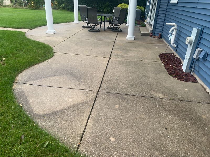 Deck & Patio Cleaning