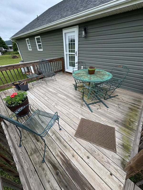 Deck and Patio Cleaning