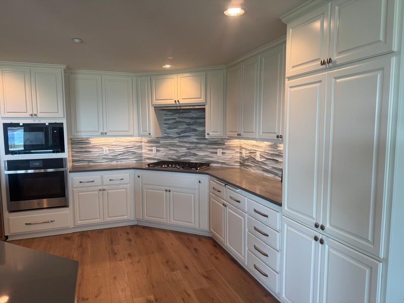 Kitchen and Cabinet Refinishing
