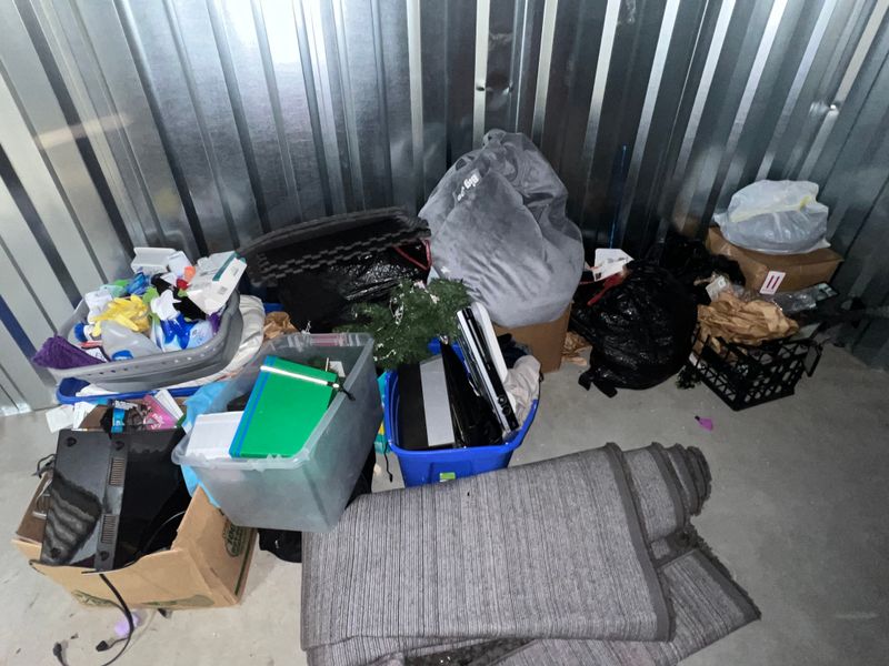Clutter-Free Oasis: Transforming Spaces with Expert Junk Removal