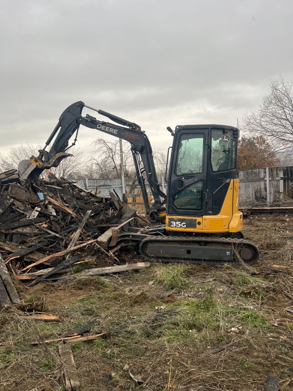 Land Clearing & Demolition