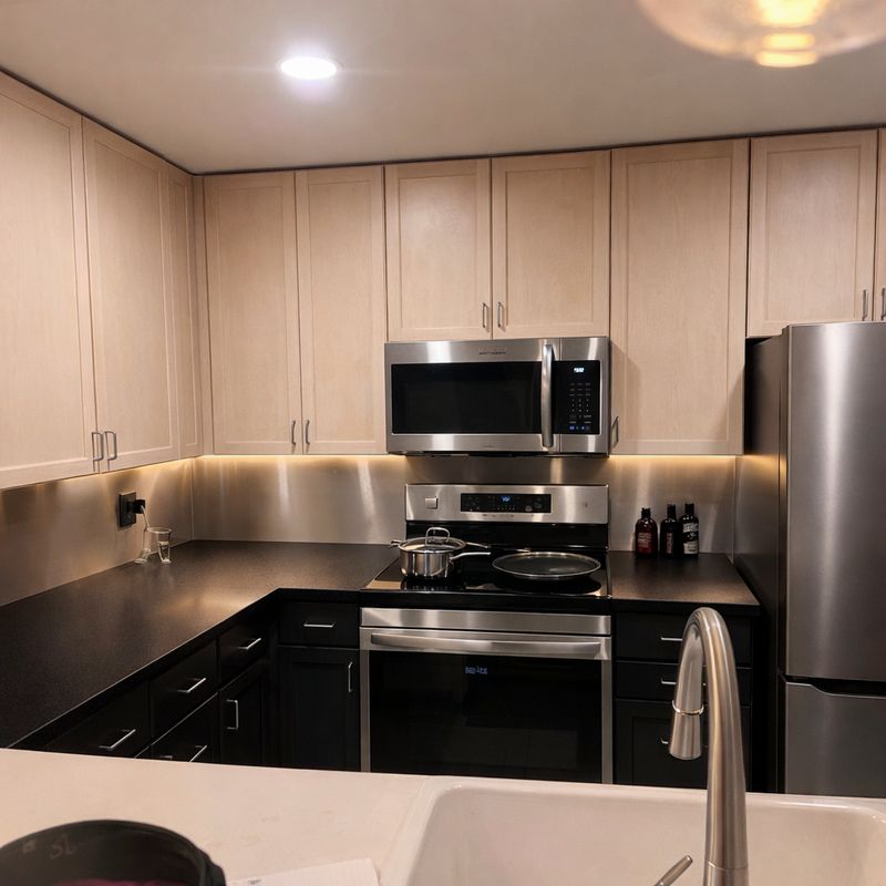 Kitchen and Cabinet Refinishing