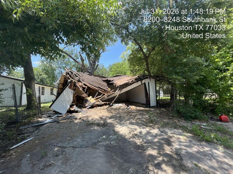 Small demolition and structure removal