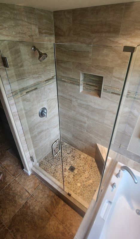Masterful Shower Remodel in Tigard: A Showcase of Craftsmanship by Integrity Tile and Carpentry