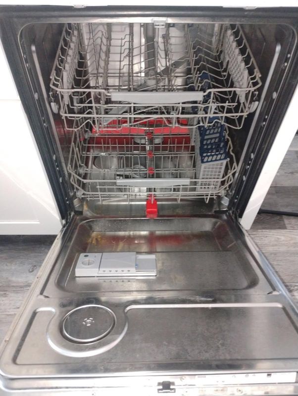 Appliance repair