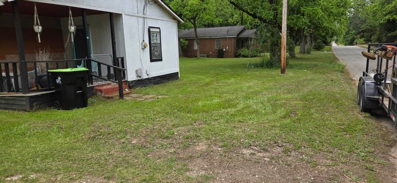 Barnesville Bliss: Transformative Residential Mowing by Fresh Cut Yard & Lawn Care LLC