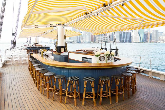 Commercial Restaurant & Bar Boats