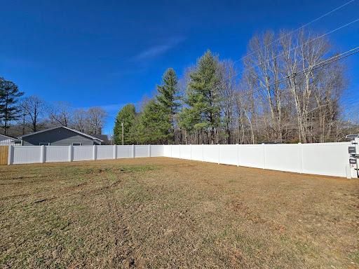 Vinyl fencing